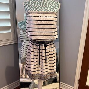 White House Black Market Strapless Black and White Dress L